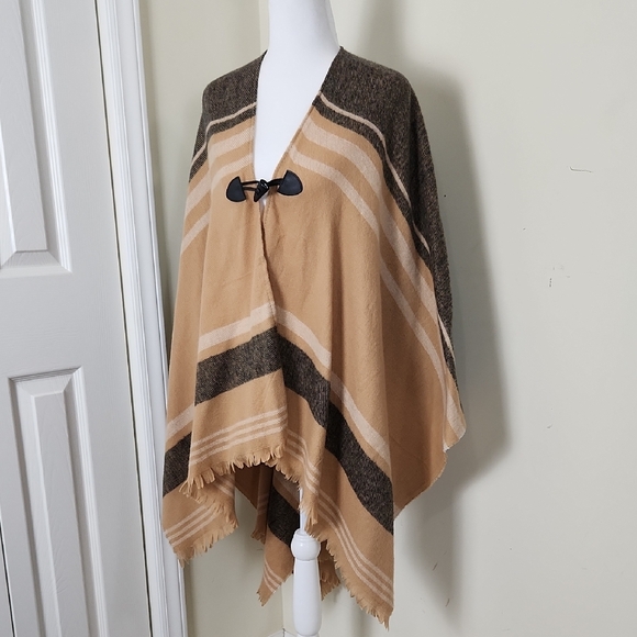 Striped Tan and Gray Poncho with Toggle Closure And Fringe - Picture 2 of 9